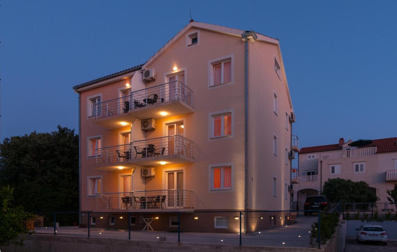 Apartments Island Beat Супетар Екстериор снимка