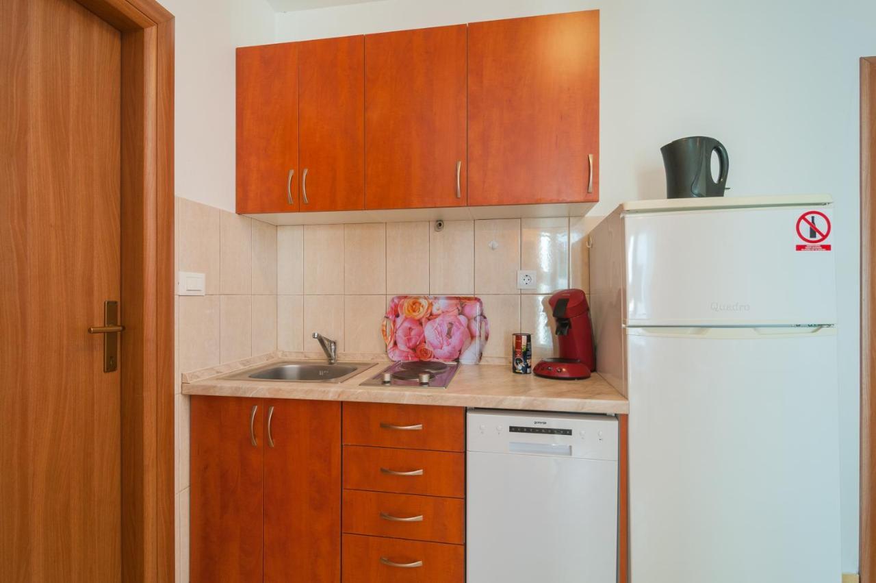 Apartments Island Beat Супетар Екстериор снимка